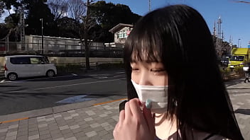 敏感肌の19歳美少女が貪欲に快楽を求め、美容専門で大量に中出し！アニメ声で本能丸出しの絶叫！