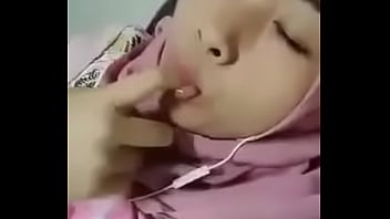 Panggilan Mesum Panas Dengan Gadis Berjilbab