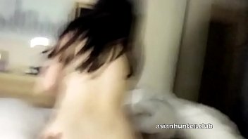 Ling Si Pemalu Dari Asiahunter.club Digebuki Dari Belakang Dan Pantatnya Dipukul Sampai Memerah