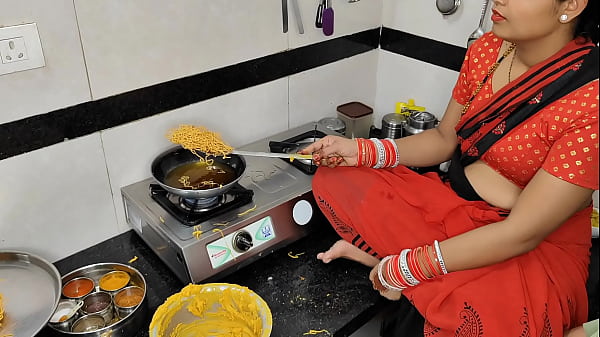 दिवाली की रात भाभी कोमल के साथ देवर का मसालेदार मज़ा