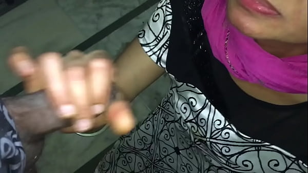 Bhabhi Gujarat Yang Doyan Telan Sperma Dan Ngentot Dengan Kekasih India