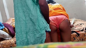 Desi Bhabhi Digebuk Dari Belakang Dengan Gaya Doggy Yang Bikin Panas