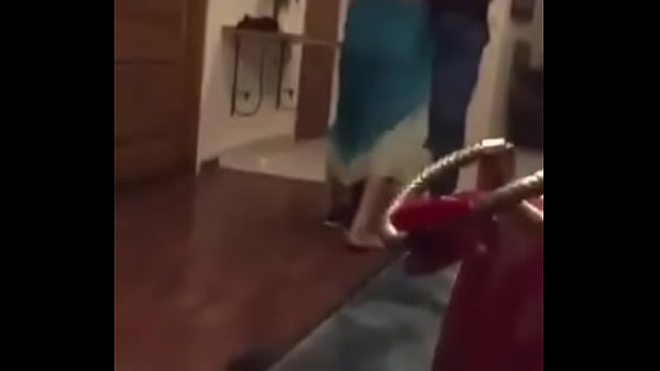 Tarian Telanjang Menggoda Di Kamar Hotel Dengan Irama Hindi Yang Membara