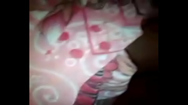 Desi Tante Dengan Bulu Kemaluan Yang Lebat Dan Menggoda