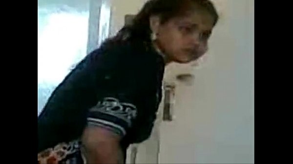 Goyangan Seksi Di Hira Mandi India Dengan Lantunan Erotis Bahasa Hindi