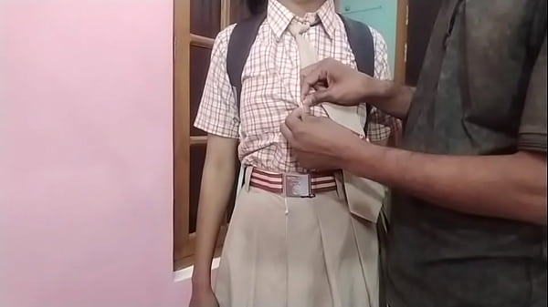 Gadis Sekolah India Desi Ngentot Keras Dengan Kontol Besar