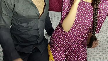Desi Bhabhi Yang Menggairahkan Digoda Hingga Takluk Oleh Devar Yang Berahi