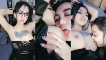 Dua Cewek Abg Hot Mesum Di Kamar Hotel