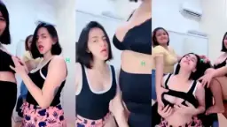 Jilatin Uting Bareng Host Seksi Di Mango Live