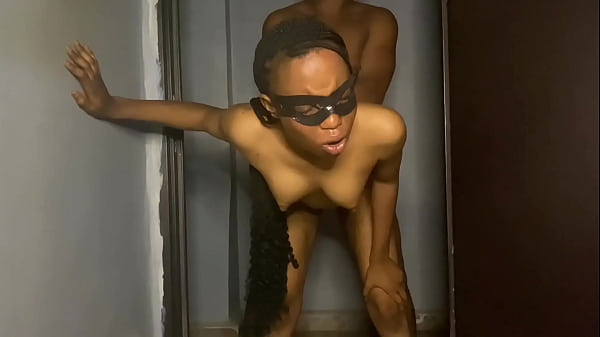 Adik Tiri Yang Bergairah Rela Lakukan Apa Saja Demi Kontol Kakak Tirinya