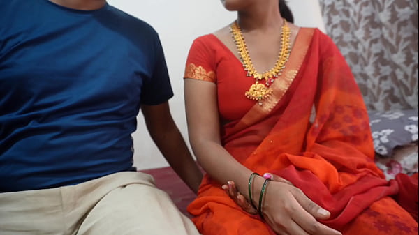 25 साल की गरम मास्टरनी ने अपने छात्र के साथ रात भर का मजा लिया, कामुक आवाज़ों में सुनो