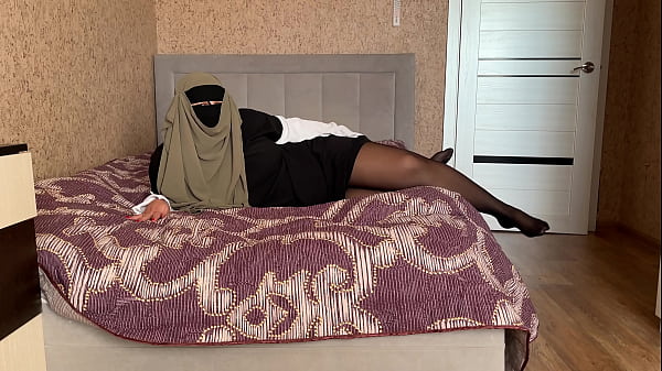 Turki Khalifa Wawancara Di Casting Bokep, Kontolnya Nyemprotin Sperma Ke Memeknya