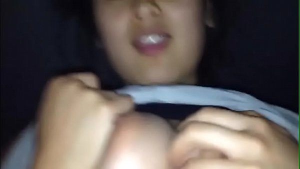 Gadis Asia Yang Menggoda