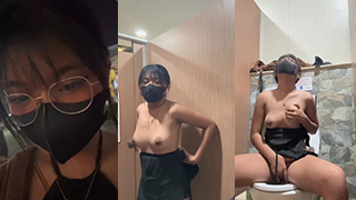 Bokep Indo Pas Jalan Ke Mal Malah Jadi Sange Berat.