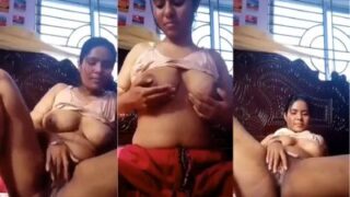 Desi Bhabhi Telanjang, Pamer Susu Montok Dan Memek Basah Kena Air Liur