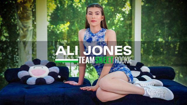Tim Skeet – Si Muncrot Baru Ali Jones Ngefans Banget Sama Bokep Tiri Dan Ikat-ikatan Seru