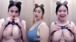 Toge Montok Siap Digoyang, Host Seksi Bikin Ngilu Di Ranjang.