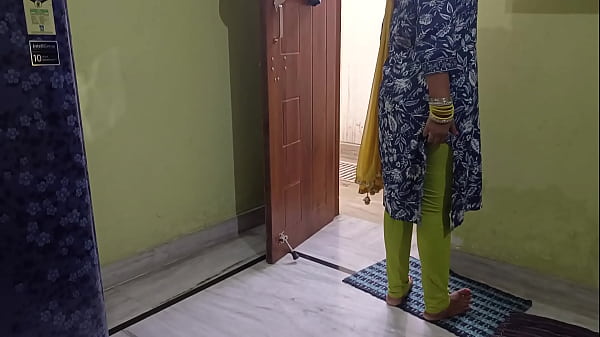 Bapak Mertua India Ngewein Mantu Dengan Alasan Sakit