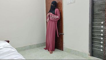 Cewek Hijab India Malu-malu Pertama Kali Digebukin Sampai Muncrat