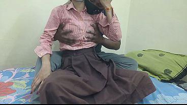 Cewek Kuliahan India Di Kamar Pacar Digebukin Sange
