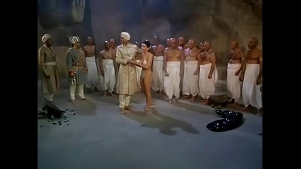 Kuburan India Yang Bikin Basah, Siap Digali.