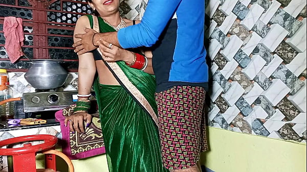Bhabhiji Daba Ke Choda Kitchen Mein, Jab Ghar Mein Koi Nahi Tha! Asli Hindi Awaaz Mein Suno.
