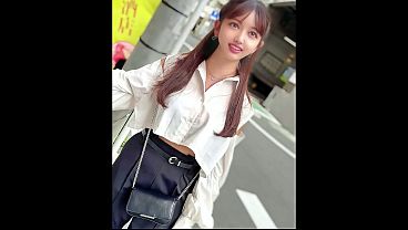 Majalah Model, Campuran Filipina-jepang, Umur 18 Tahun, Badan Montok Siap Digoyang.