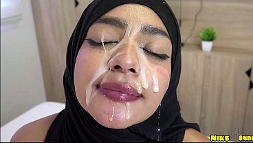 Ngentot Keras Hijaab Muda Muslim, Mani Ditumpahin Sampai Becek