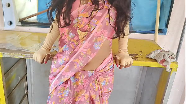 কামওয়ালী বাই আর মালিকের গরম চুদাচুদি