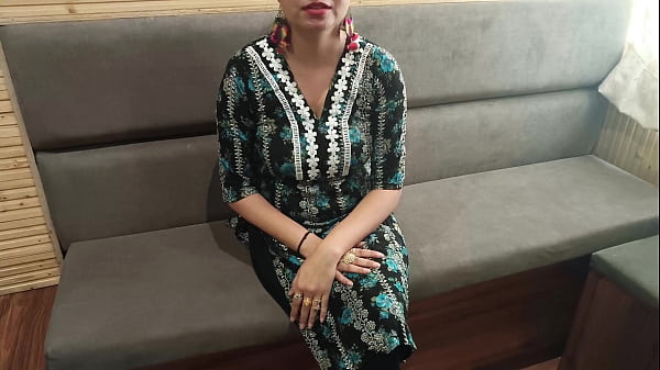 Jija Ji Digoda Tubuh Seksi Saali, Ngewe Memek Dan Buntutnya Pake Suara Hindi.