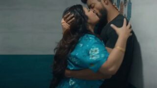 Ibu-ibu Punjabi Montok Bikin Film Biru Romantis Yang Bikin Ngilu.