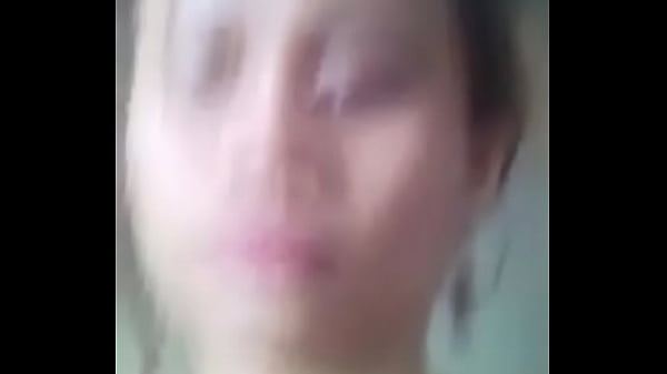 Cewek India Lagi Ngewe Mulut, Bibir Basah Nempel Kontol.