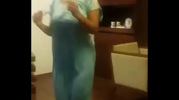 Desi Goyang Panas Bikin Meleleh, Bagian Pertama