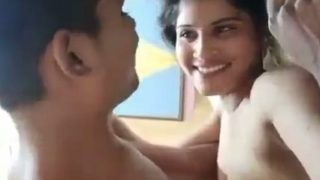 Bercinta Panas Dengan Devika Bhabhi Yang Bikin Nagih