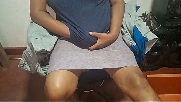 Ibu Tiri India Berahasia, Malam-malam Bikin Geli