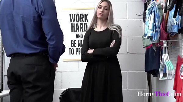 Anak Abg Pake Hijab Ngentot Polisi Biar Bebas Dari Penjara – Delilah Day | Hornythief